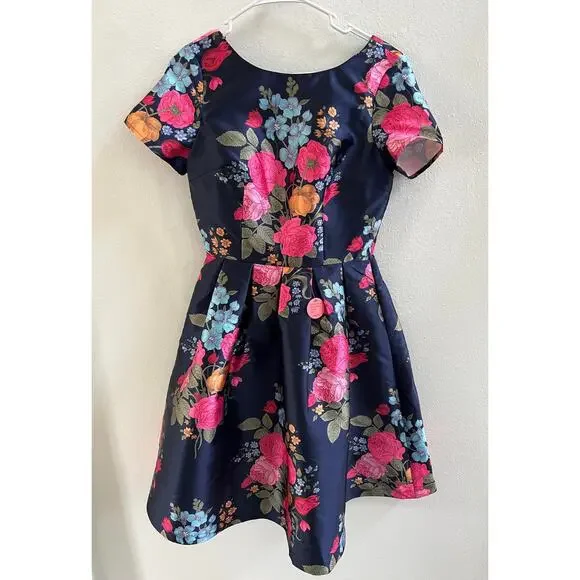 Chi Chi London NWT Navy Floral Fit & Flare Mini Dress Size 6 US